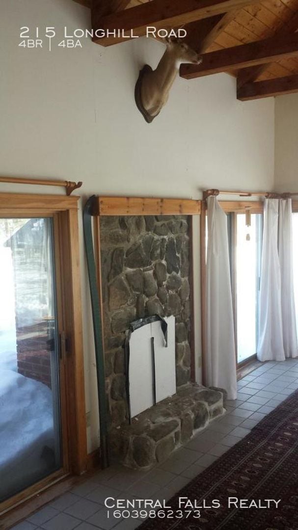 Building Photo - 4 Bedroom Single Family House for  Rent! Available for Immediate Occupancy!