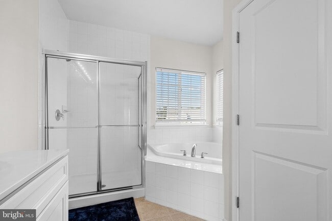 Building Photo - 1022 Fawn Haven Walk