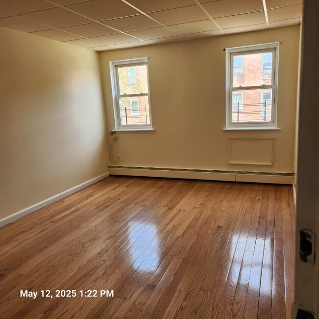 Building Photo - 7215 Royce Pl