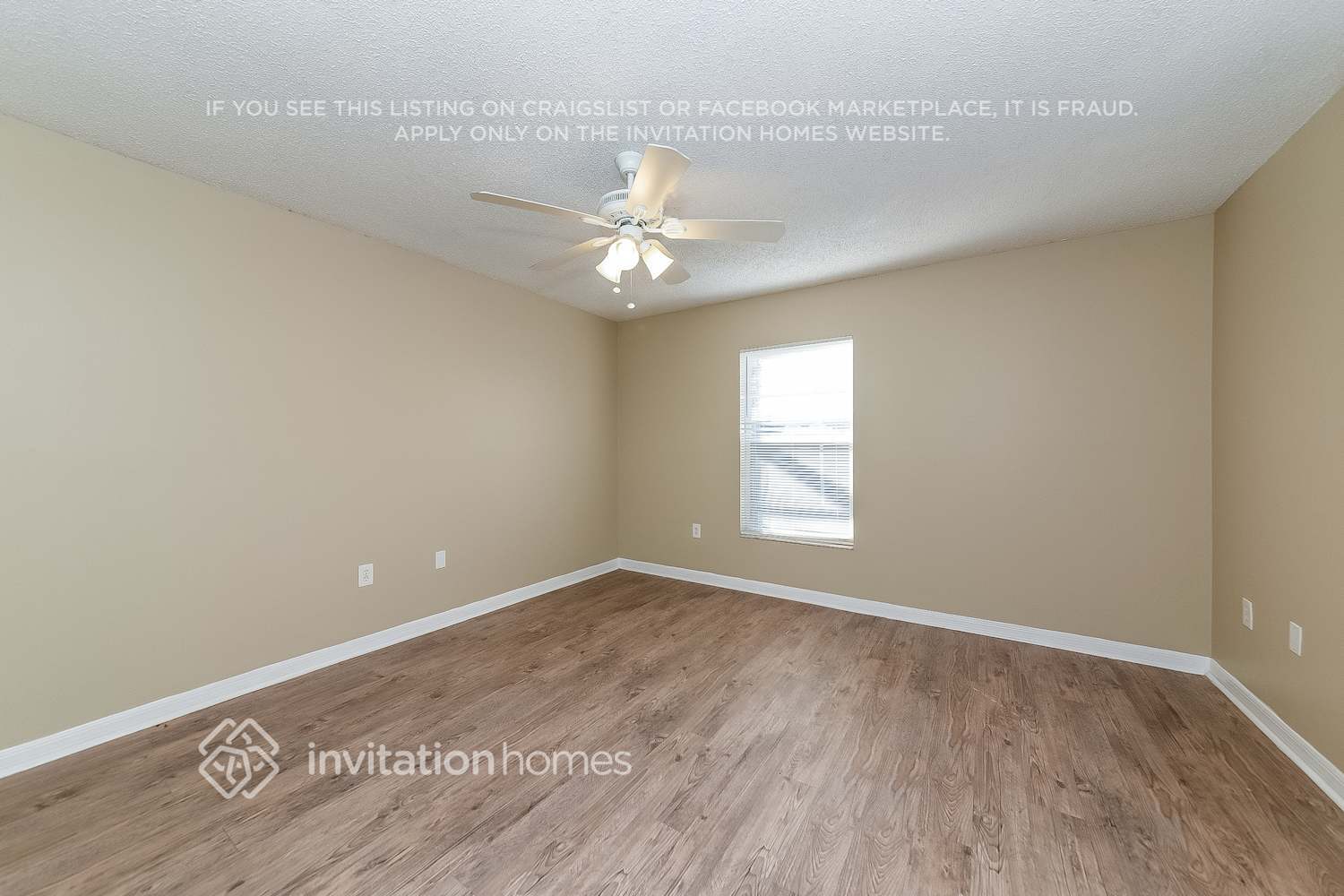 Building Photo - 3405 5th Dr W