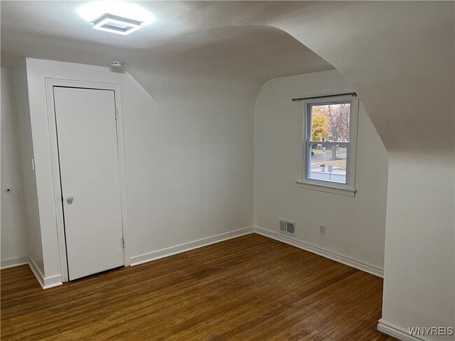 Building Photo - 368 Grover Cleveland Hwy