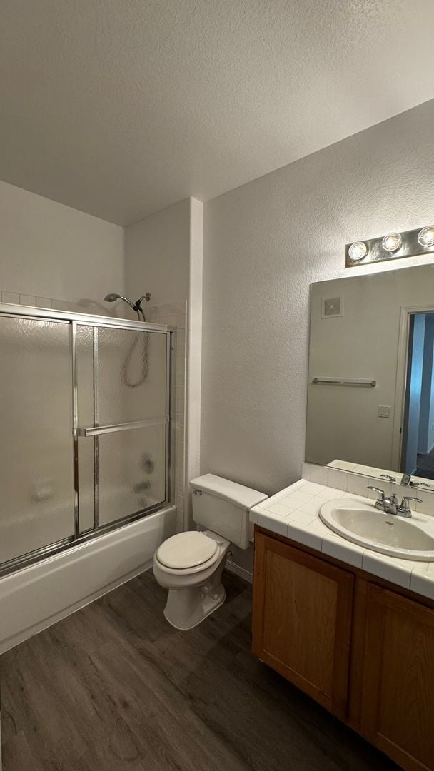 Building Photo - Welcome Home 3 bedroom condo