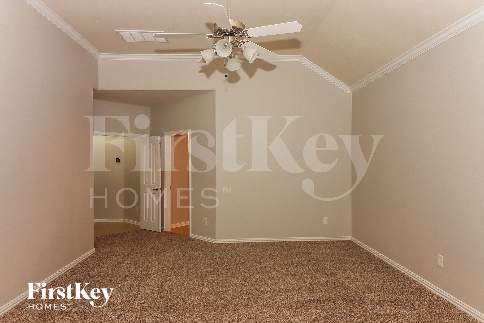 Building Photo - 2807 Angela Way Dr