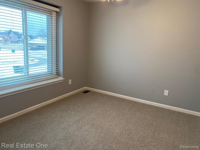 Building Photo - 28772 Wales Dr