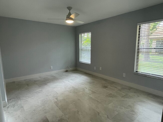 Building Photo - 2592 Ida Way