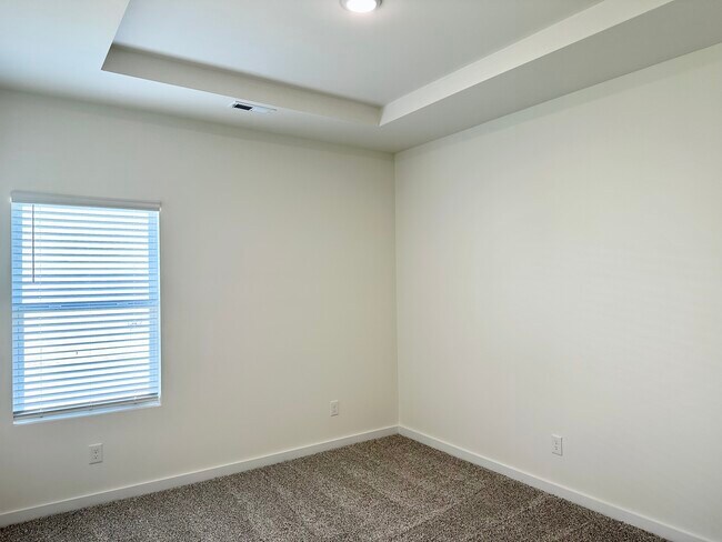 Building Photo - 4091 Textile Ln SW