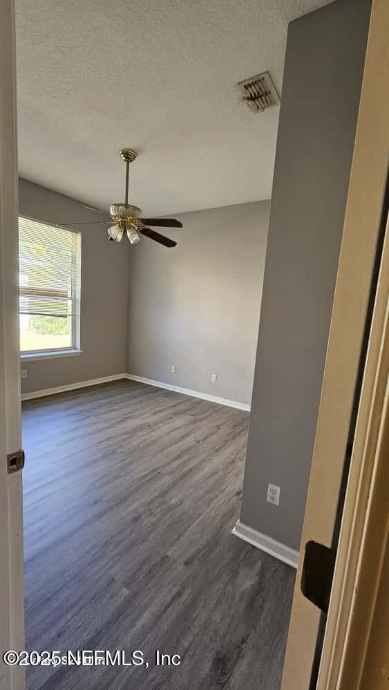 Building Photo - 709 Muskogee Ln