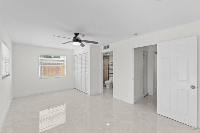 Building Photo - 4324 Garden Ave