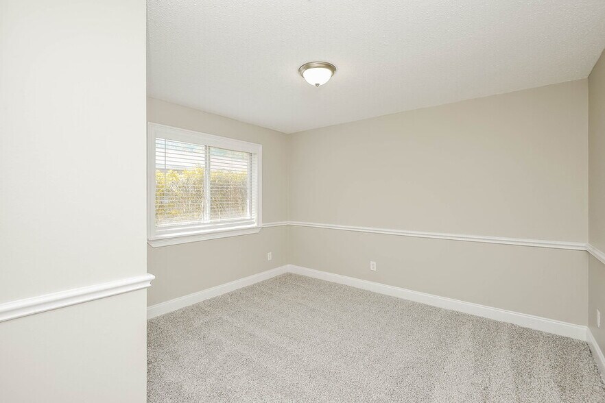 Building Photo - 7201 Autumn Run Dr