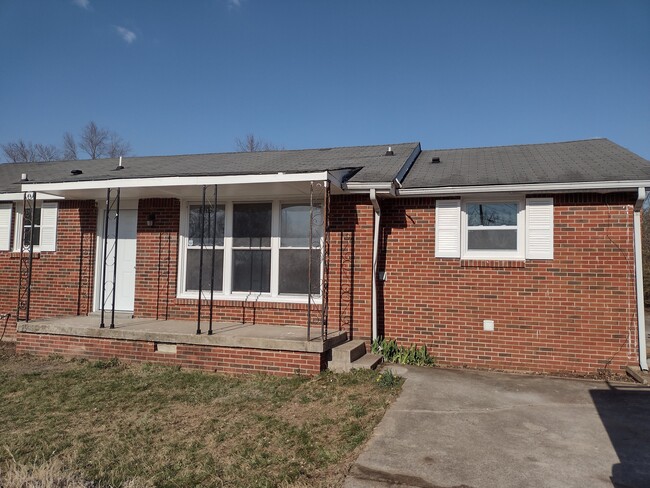Primary Photo - 15 Strassbourg Rd
