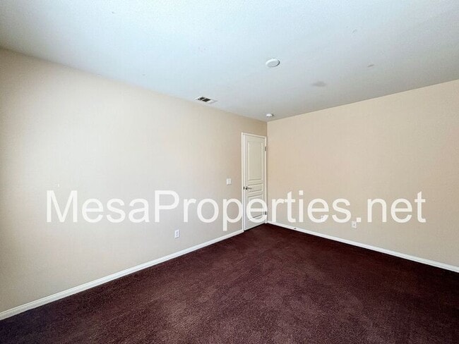 Building Photo - 16677 Desert Lily St