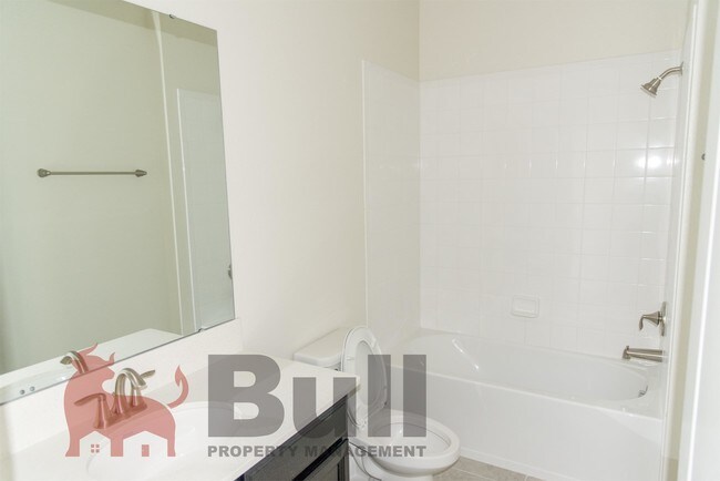 Building Photo - 7518 Summerlake Groves St
