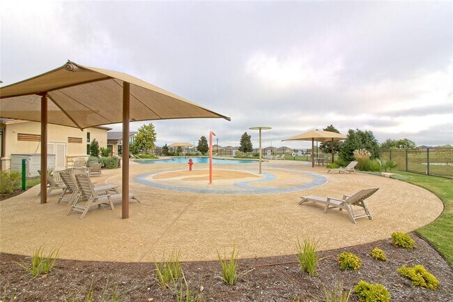 Building Photo - 555 White Steppe Way