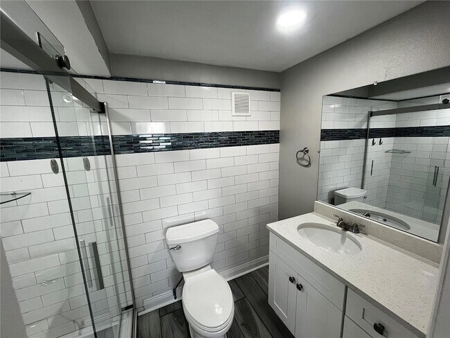 Building Photo - 2566 Gary Cir