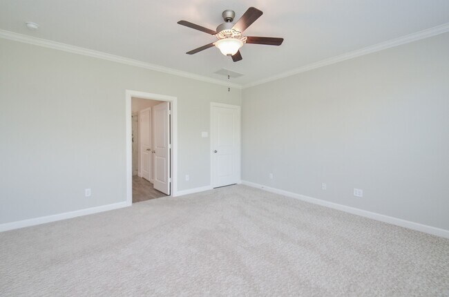 Building Photo - 18 Fountain Bend Ln