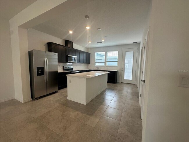 Building Photo - 4620 ORCHARD VIEW Aly