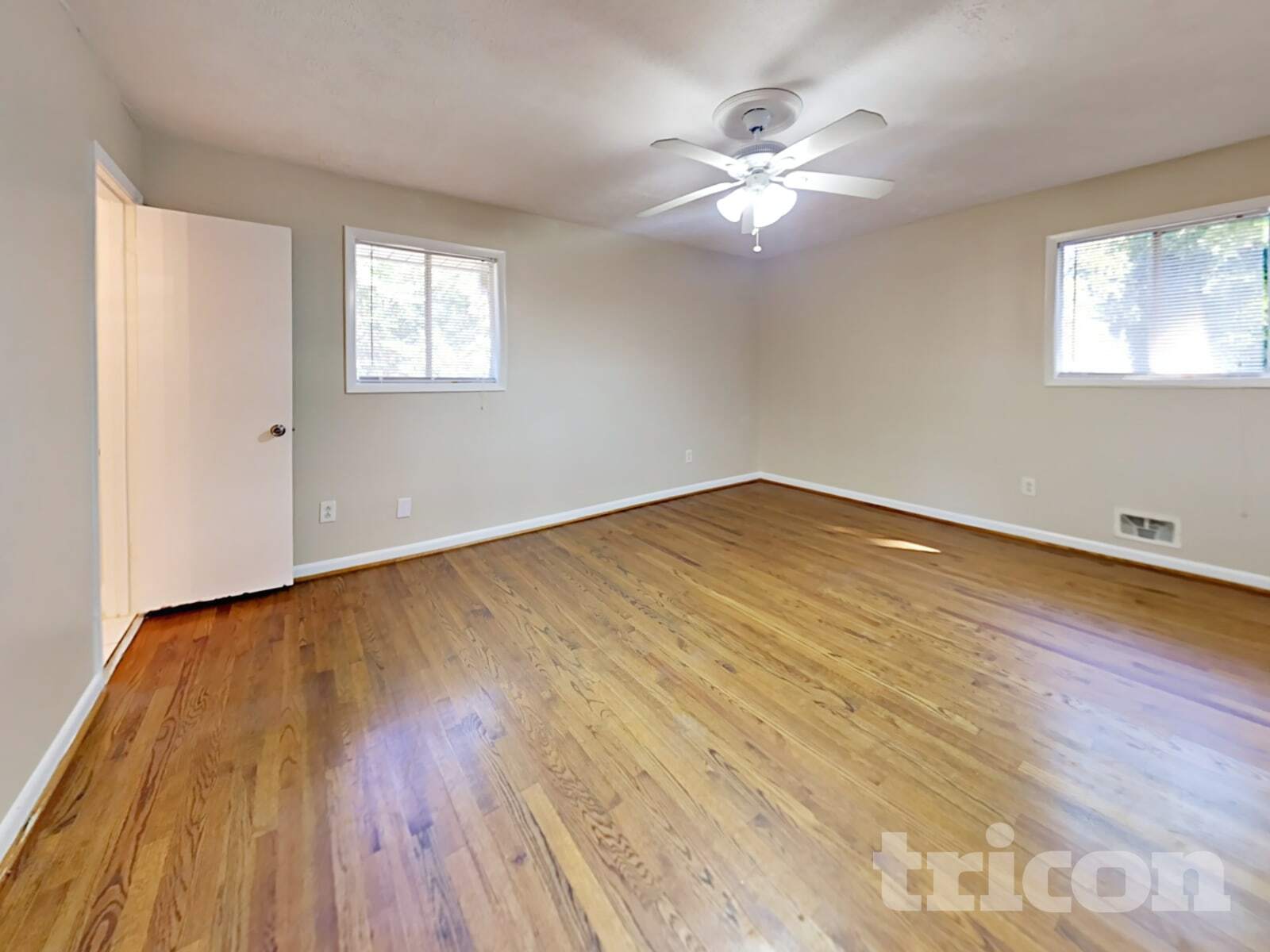 Building Photo - 543 Barbashela Cir