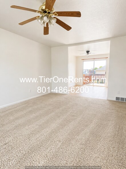 Building Photo - **MOVE IN SPECIAL** $300 off first month's rent