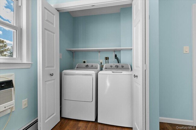 Building Photo - 1461 10th St