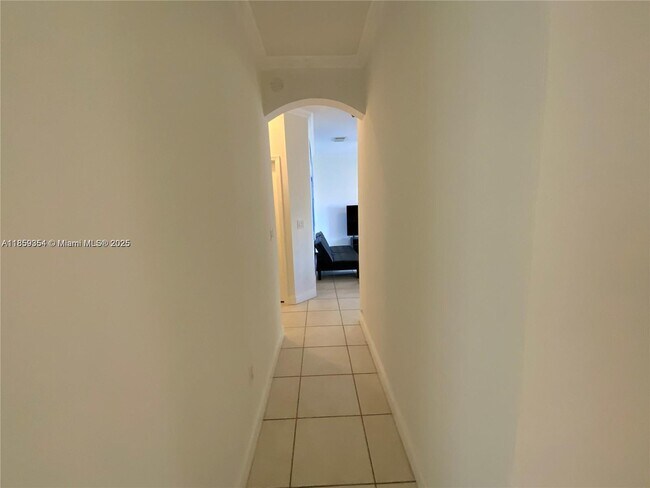 Building Photo - 6528 SW 158th Pass