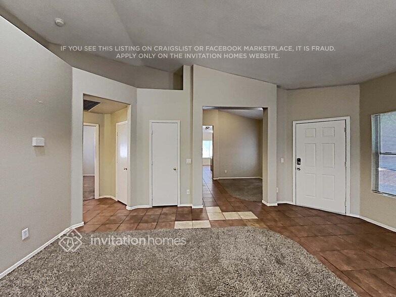 Building Photo - 6347 W Hilton Ave