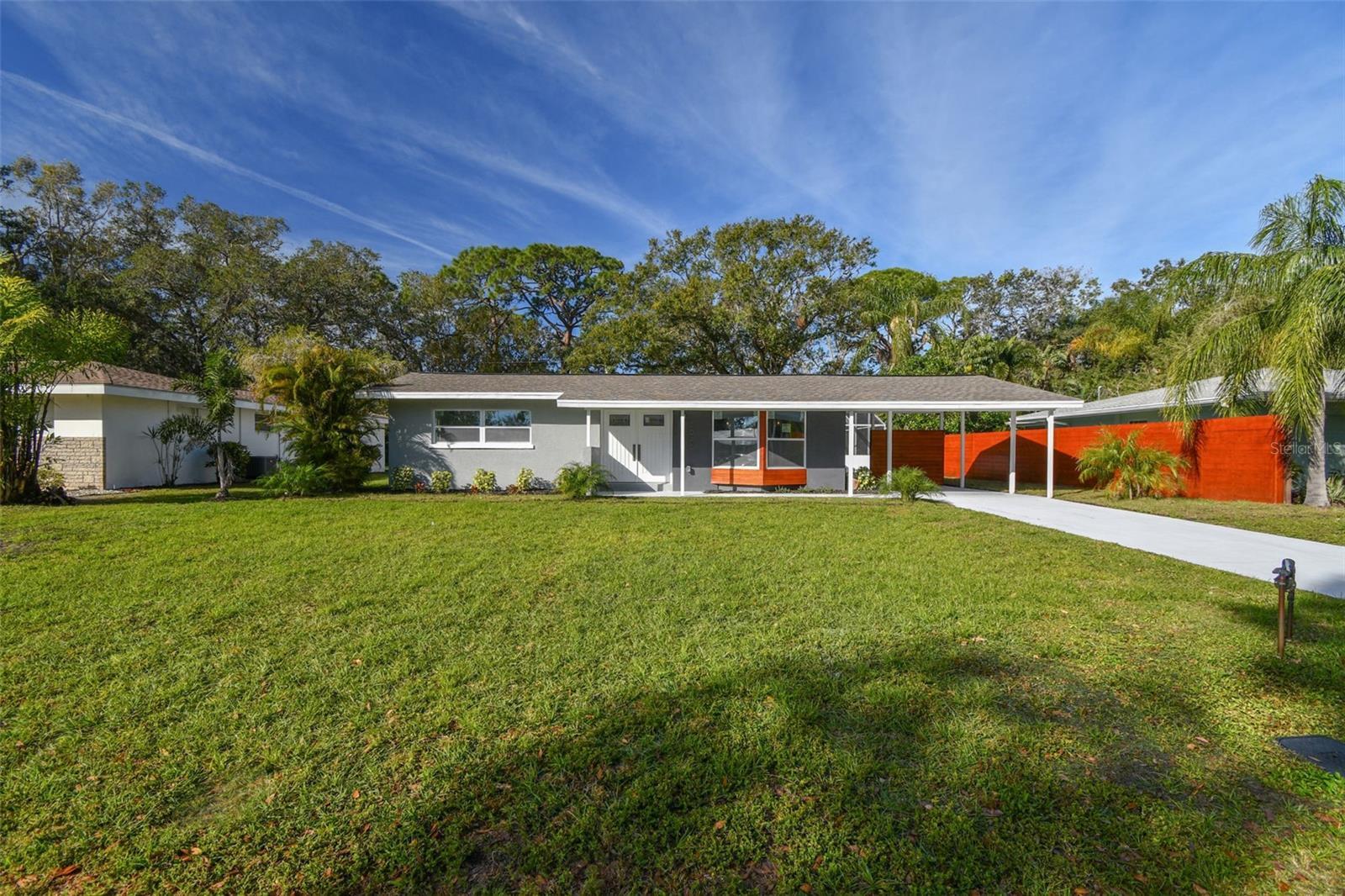 Building Photo - 2042 Craft Ln