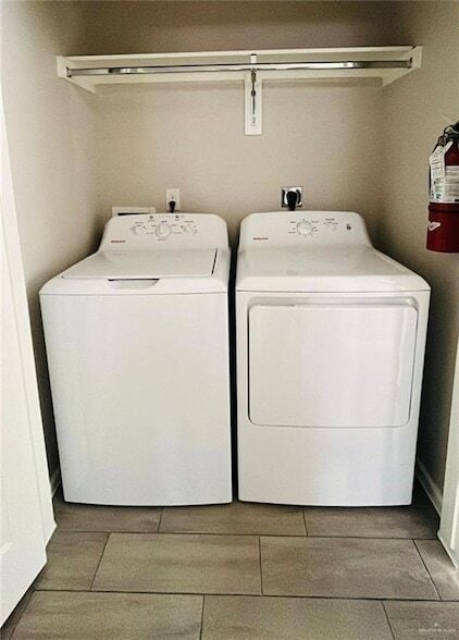 Building Photo - 1204 W Sucre Dr