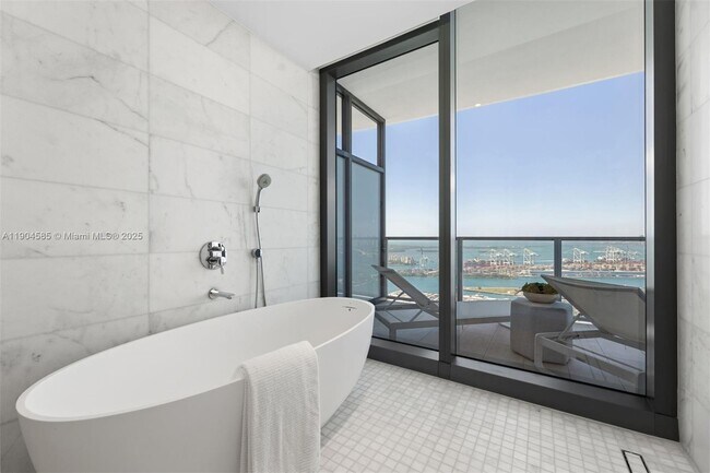 Building Photo - 500 Alton Rd