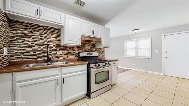 Building Photo - 309 W 109th St