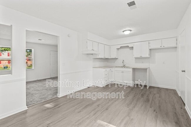 Building Photo - 1322 Frisco St