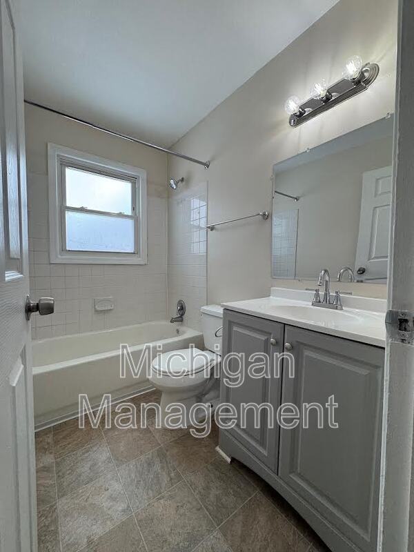 Building Photo - 26431 Monticello St