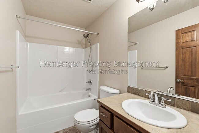 Building Photo - 17415 E Shamrock Ct