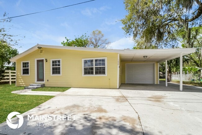 Building Photo - 1220 Moton Ave