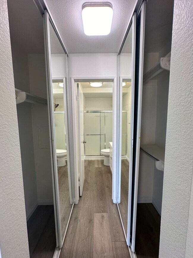 Building Photo - Quiet 2 Bedroom 2 Bathroom Minutes From SDSU