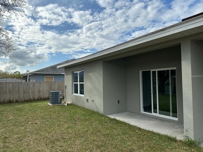 Building Photo - 439 Albatross Ct