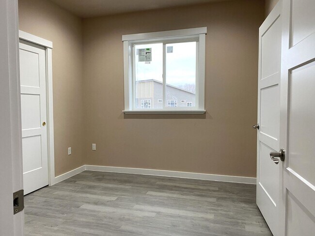 Building Photo - Brand New Construction