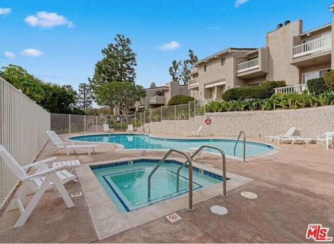 Building Photo - 28266 Rey De Copas Ln