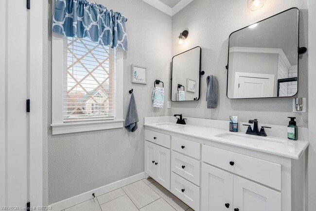 Building Photo - 9512 Shire Valley Ct