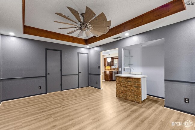 Building Photo - 4708 Stansbury Ln