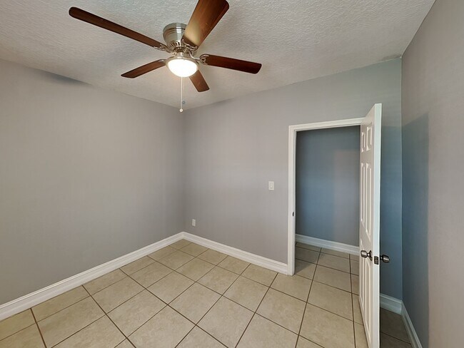 Building Photo - 4531 Conley St