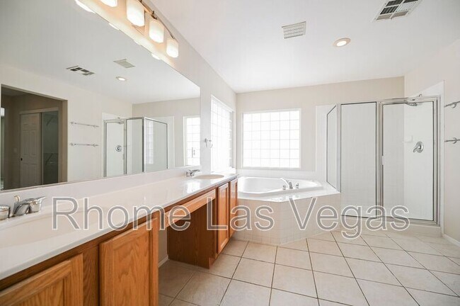 Building Photo - 4599 Deer Forest Ave