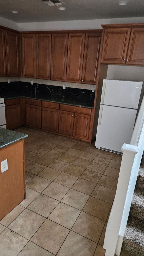 Building Photo - Hawaiian