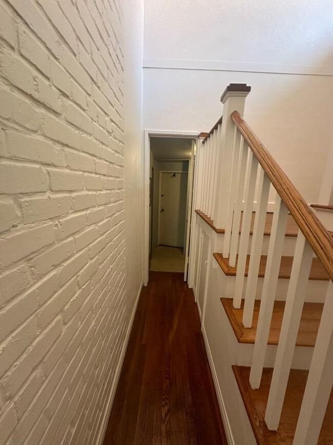 Building Photo - Mt Helix - Beautiful 3 bedroom 1.5 bathroom