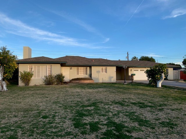 front - 6727 N 13th Pl
