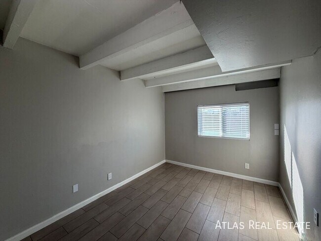 Building Photo - 3451 N Flowing Wells Rd