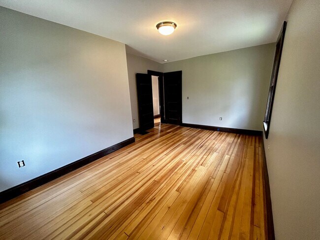 Building Photo - 405 N Indiana Ave