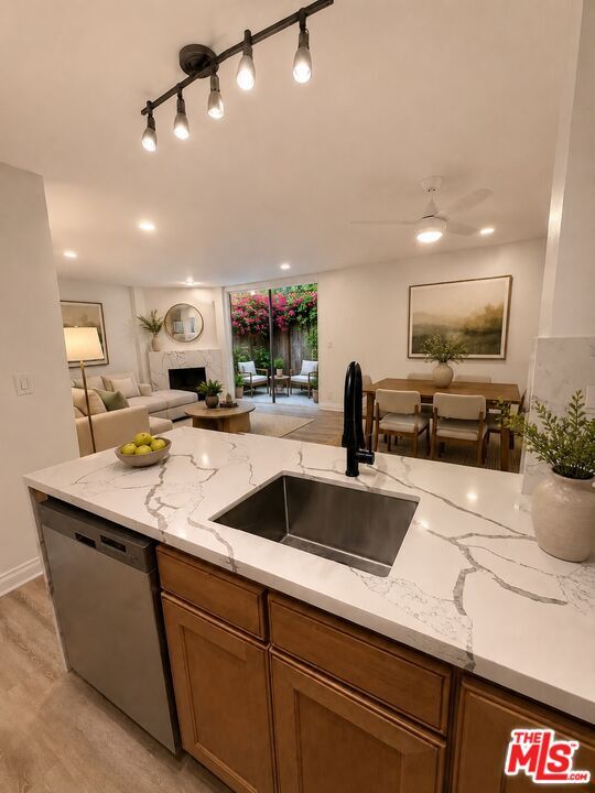 Building Photo - 6305 Green Valley Cir