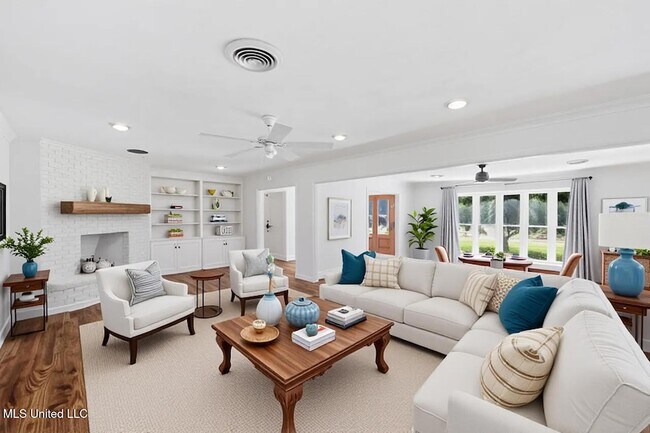 Building Photo - 144 Rollingwood Dr