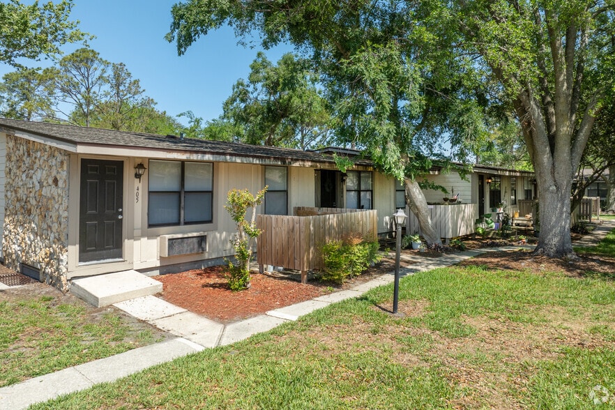 Building Photo - Heron Pointe