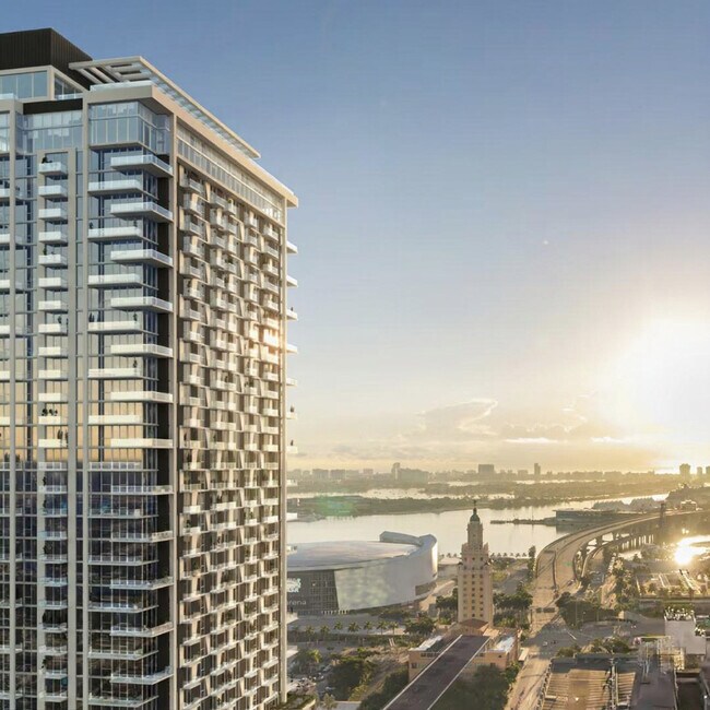 Building Photo - 11 NE 6th St